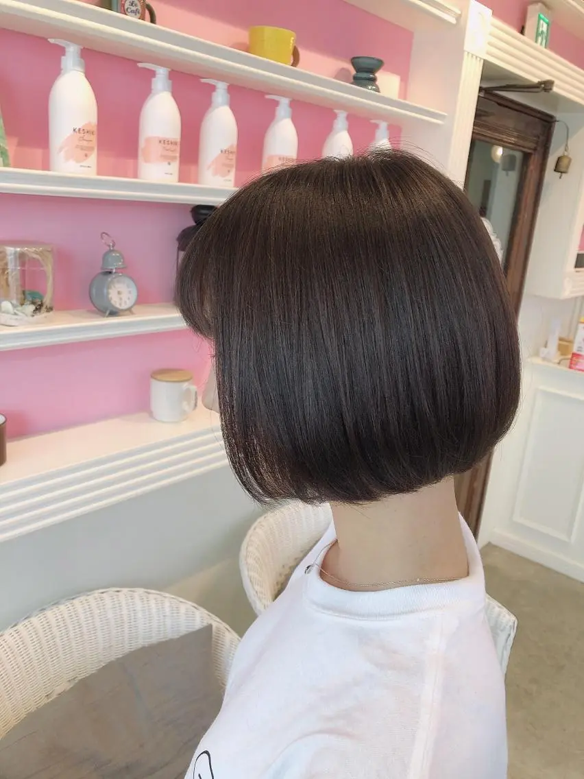 ショート カラー ボブ カット ヘアカラー トリートメント 浦山 和之のヘアスタイル