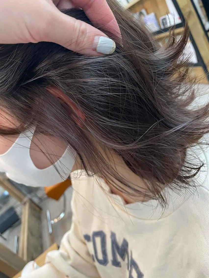 ミディアム カラー ヘアカラー トリートメント 前髪顔周り✂️店長 ❤️アマミヤ❤️のヘアスタイル