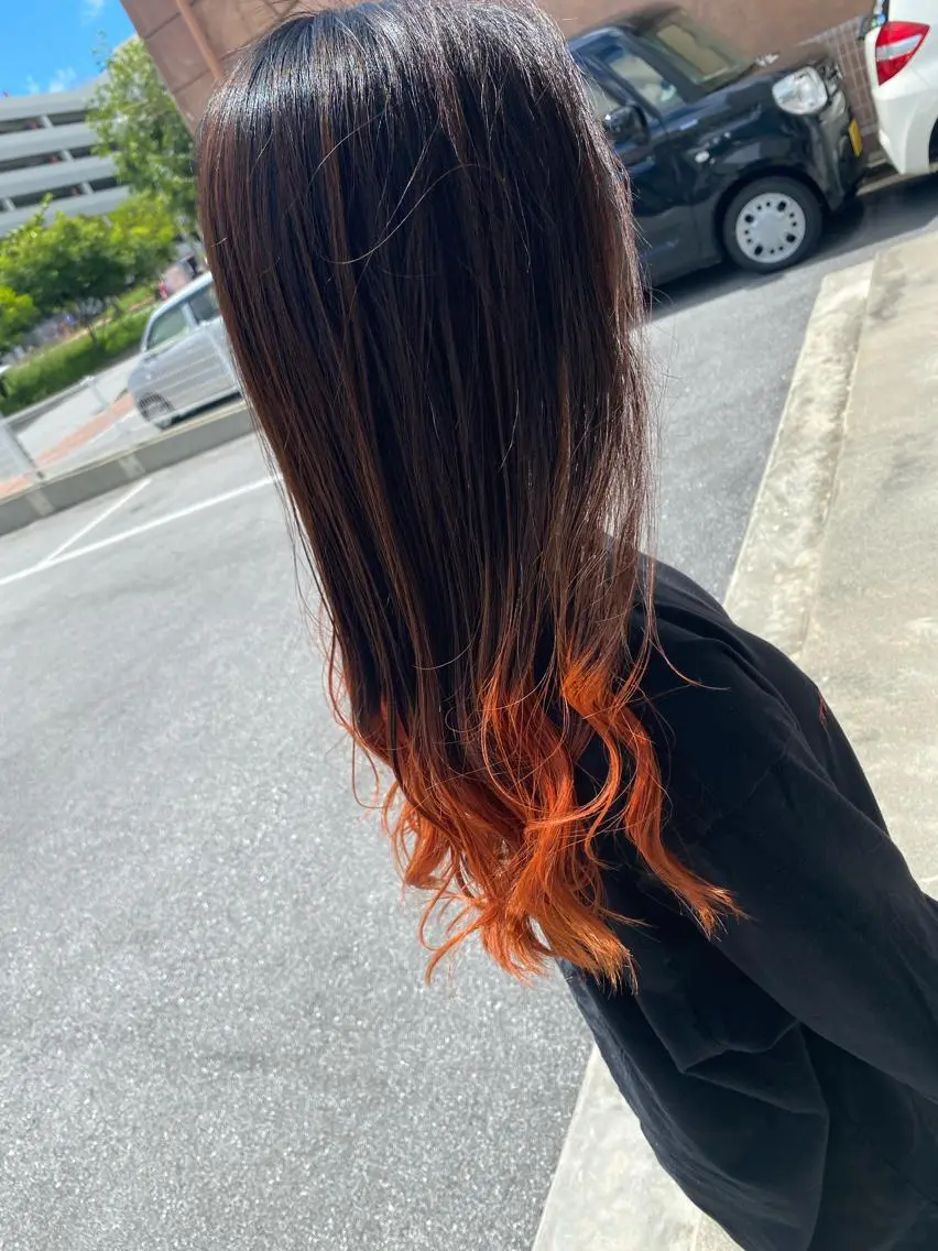 ロング カラー ヘアカラー トリートメント 饒平名 知也のヘアスタイル