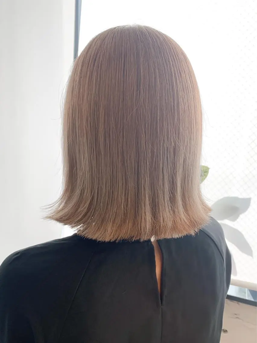 ミディアム カラー ヘアアレンジ ヘアカラー トリートメント yuka .のヘアスタイル