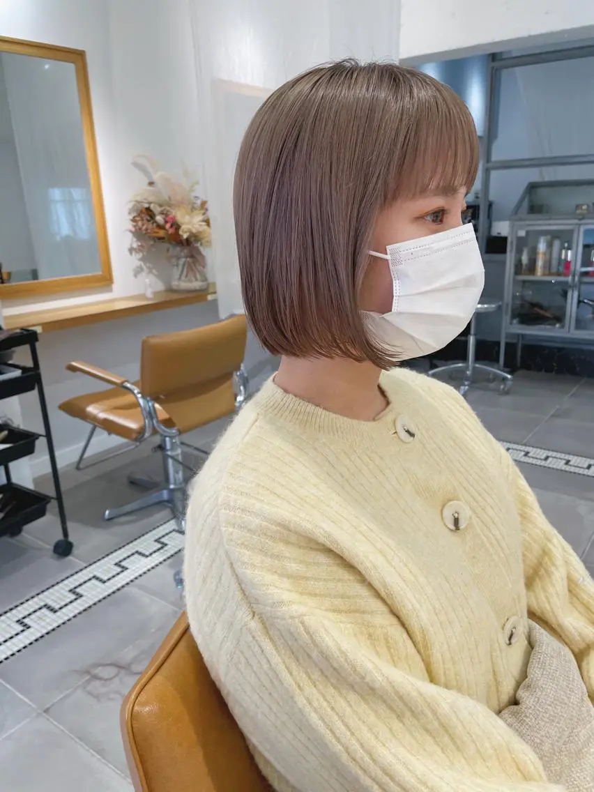 ショート カラー 梅田 千亜希のヘアスタイル