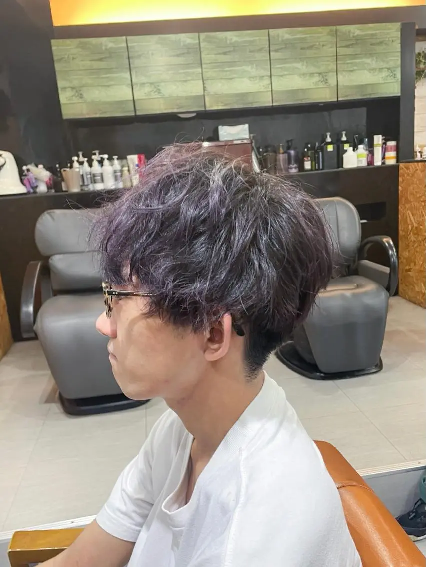 ショート カラー メンズ マッシュ 刈り上げ かんばら りょーいのヘアスタイル