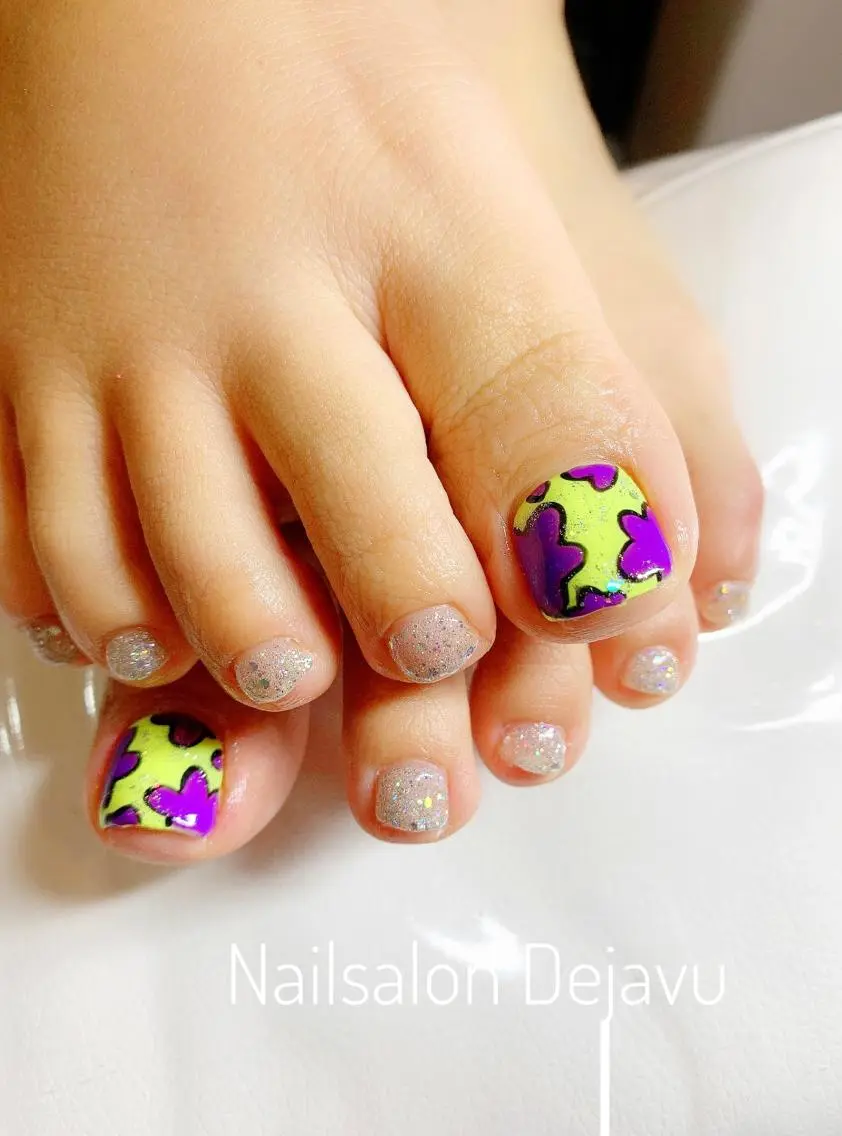 ネイル アートネイル フットネイル ワンカラーネイル Nail salon Dejavu 🌿のネイルデザイン