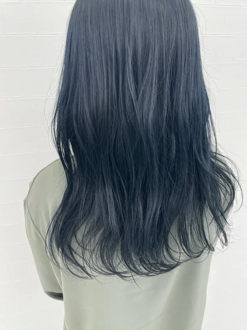 ロング カラー ヘアアレンジ 透明感カラー ネイビーカラー カット ヘアカラー トリートメント 田島 仁美のヘアスタイル