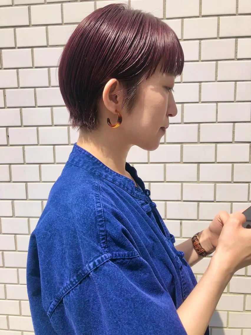 ショート カラー ショートヘア カット ヘアカラー トリートメント ハイトーン/ブリーチ 似合せカット/パーマのヘアスタイル