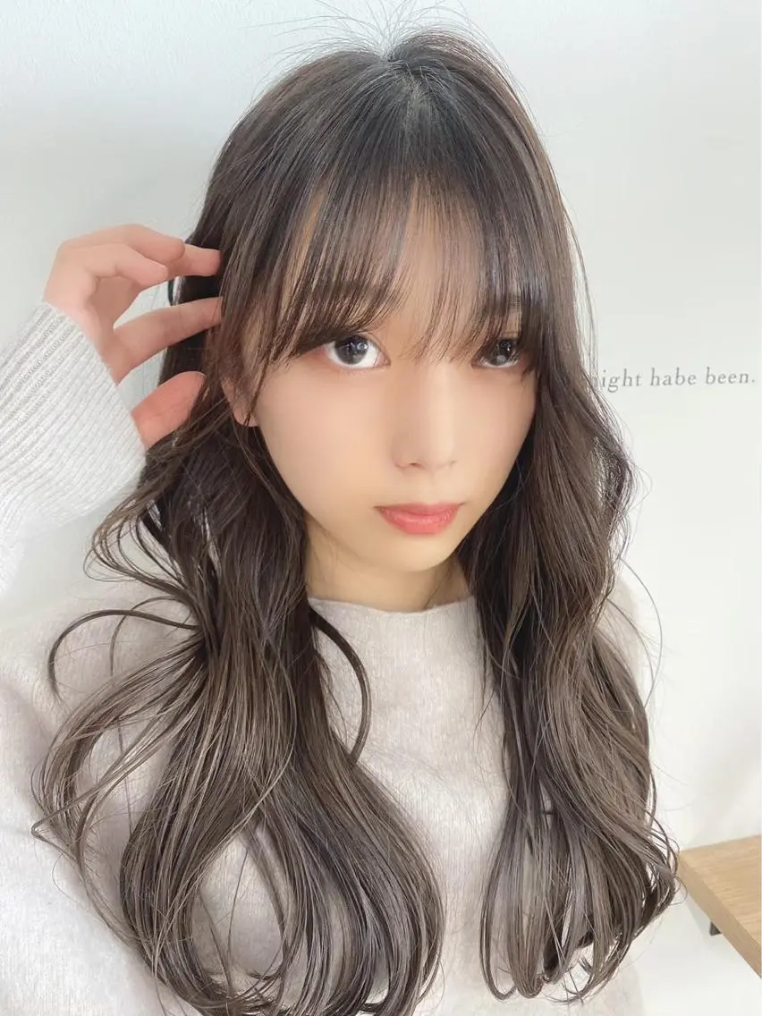 ロング Chainon 山中 拓也のヘアスタイル