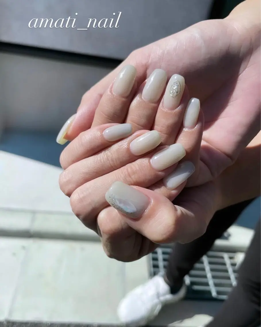 ネイル アニマル柄 マグネットネイル ミラーネイル ニュアンスネイル ワンカラーネイル ハンドネイル amati_nail TAKAKOのネイルデザイン
