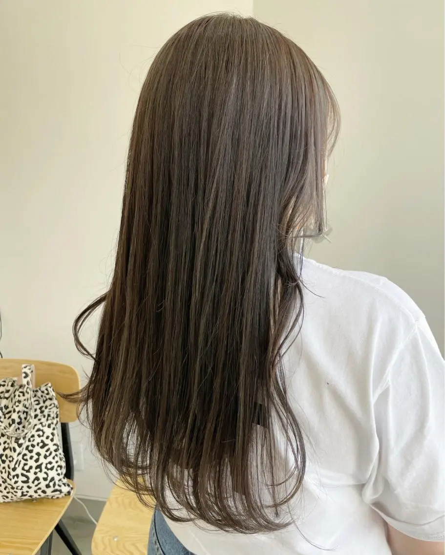 ロング カラー mir MIYUのヘアスタイル