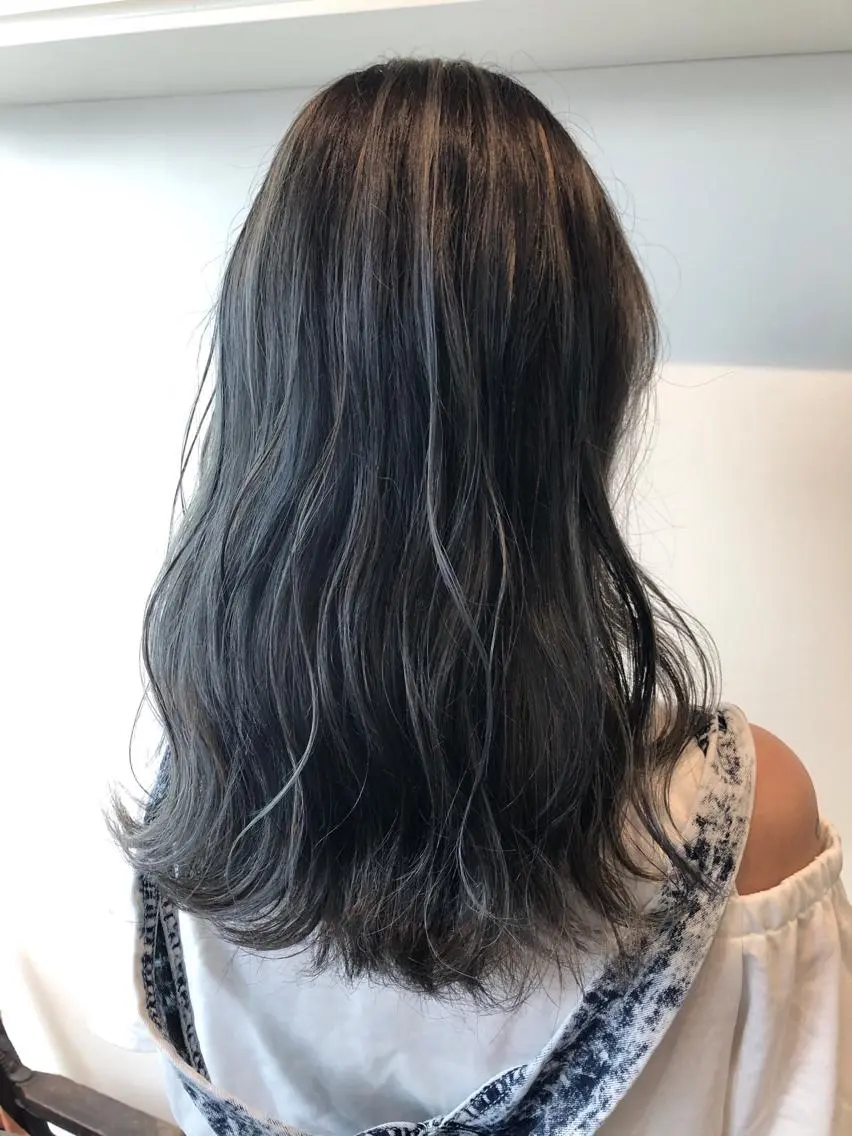 セミロング カラー ハイライトカラー ハイライト ヘアカラー トリートメント 💐パーソナルカラー /市橋加菜💐のヘアスタイル