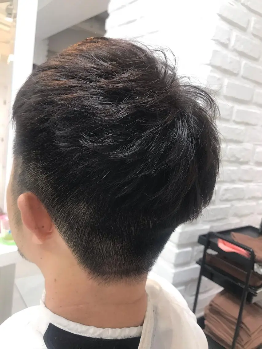 メンズ 刈り上げ 【暖色カラー特化】 中山由梨のヘアスタイル