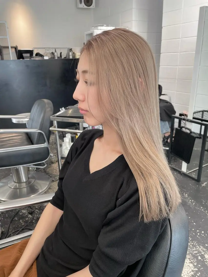 ロング カラー ヘアアレンジ ブリーチ ブロンド ヘーゼル カット ヘアカラー トリートメント 艶ハイトーン/ヘア アレンジAYAKAのヘアスタイル