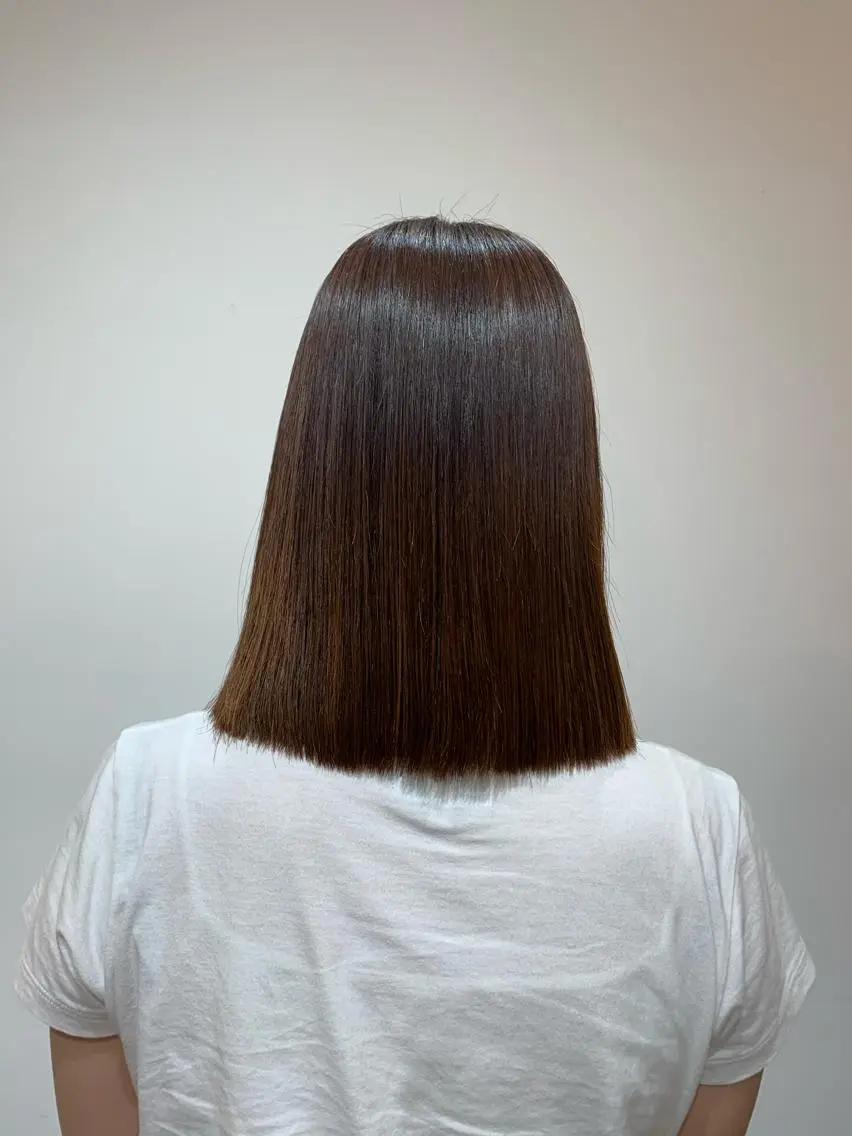 イズミ ナナコのヘアスタイル