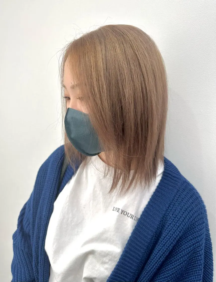 ミディアム カラー ベージュカラー ミルクティーベージュ 黒須 蓮太のヘアスタイル