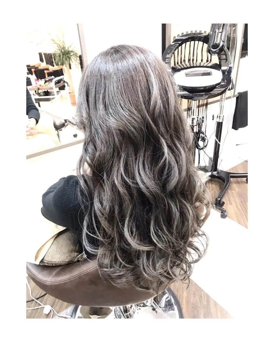ロング カラー パーマ ヘアアレンジ ハイライトカラー 外国人風カラー ハイライト APSEE メンズカラー特化のヘアスタイル