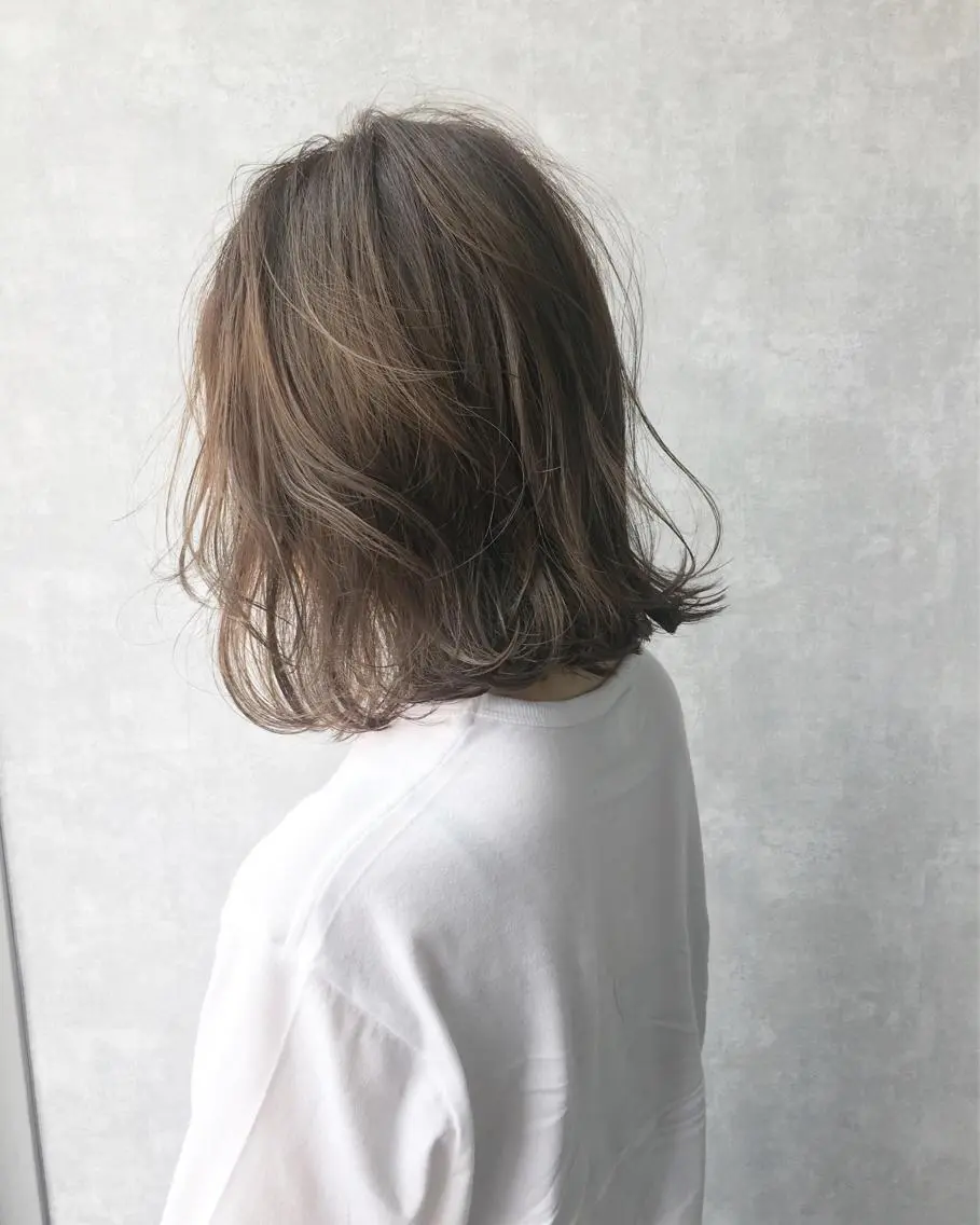 ミディアム カラー レイヤーカット BLend 渋谷のヘアスタイル