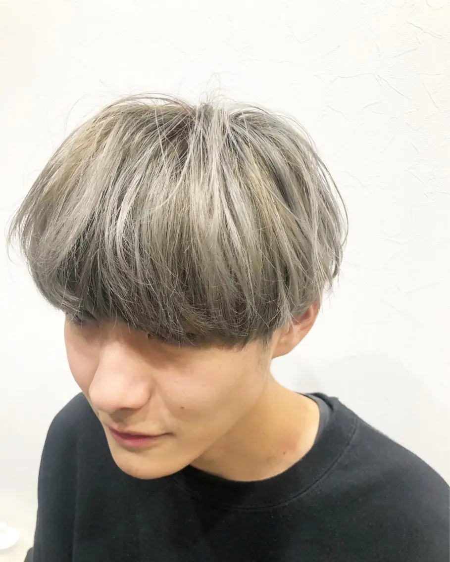 カラー メンズ ダブルカラー🎉 ハイトーン🎉スドウのヘアスタイル