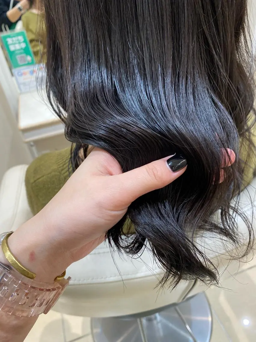 セミロング レイヤーカット /konomiのヘアスタイル