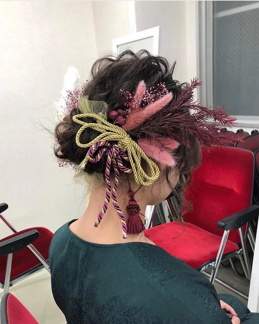 セミロング ヘアアレンジ 成人式 卒業式のヘアスタイル ヘアセット 梅山 美侑のヘアスタイル