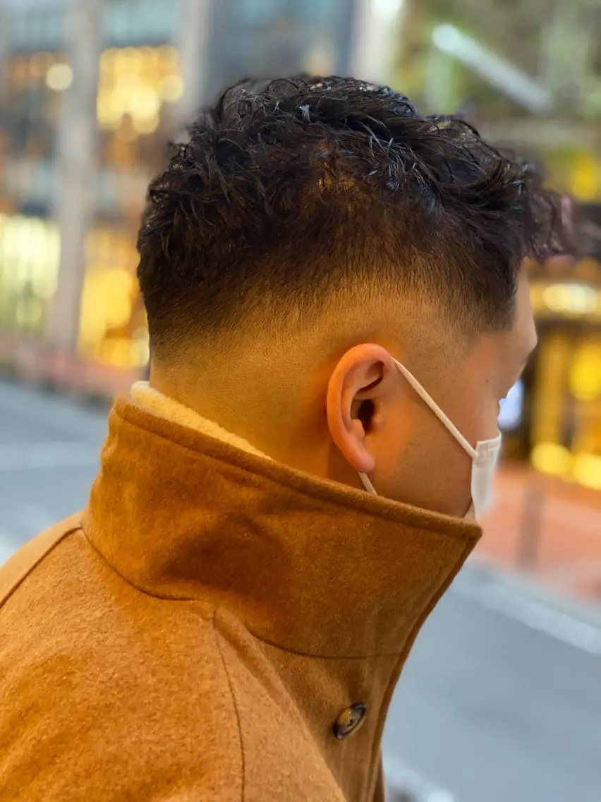 ショート パーマ メンズ unopulir 景山 凌のヘアスタイル