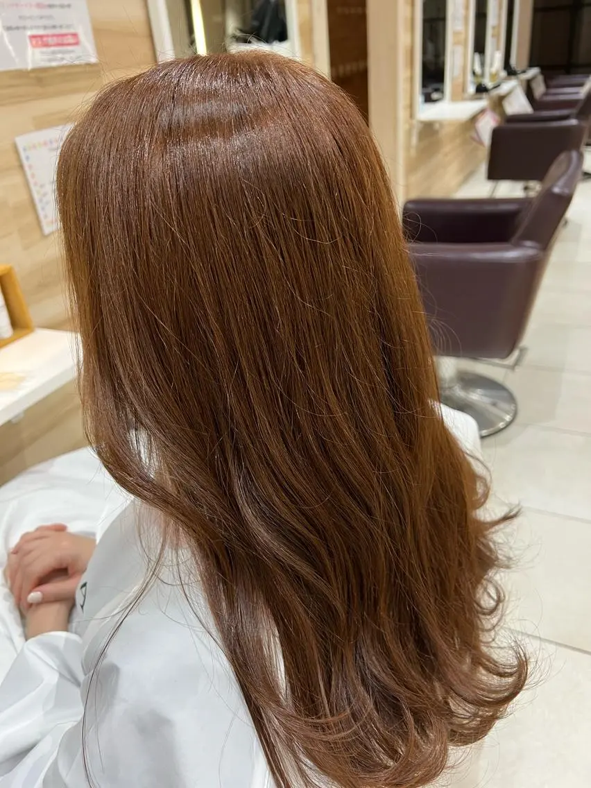 カラー 長岡 明音のヘアスタイル