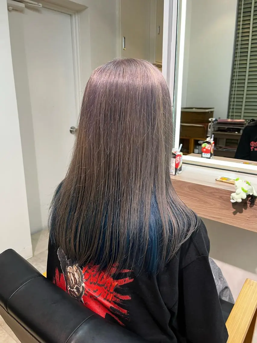 ロング カラー レイヤー🩵透明感 ೀユイ🌙のヘアスタイル