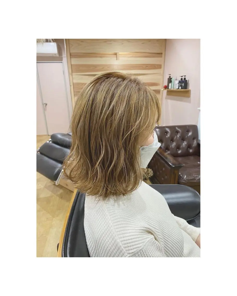 ミディアム カラー Asuka Mabuchiのヘアスタイル