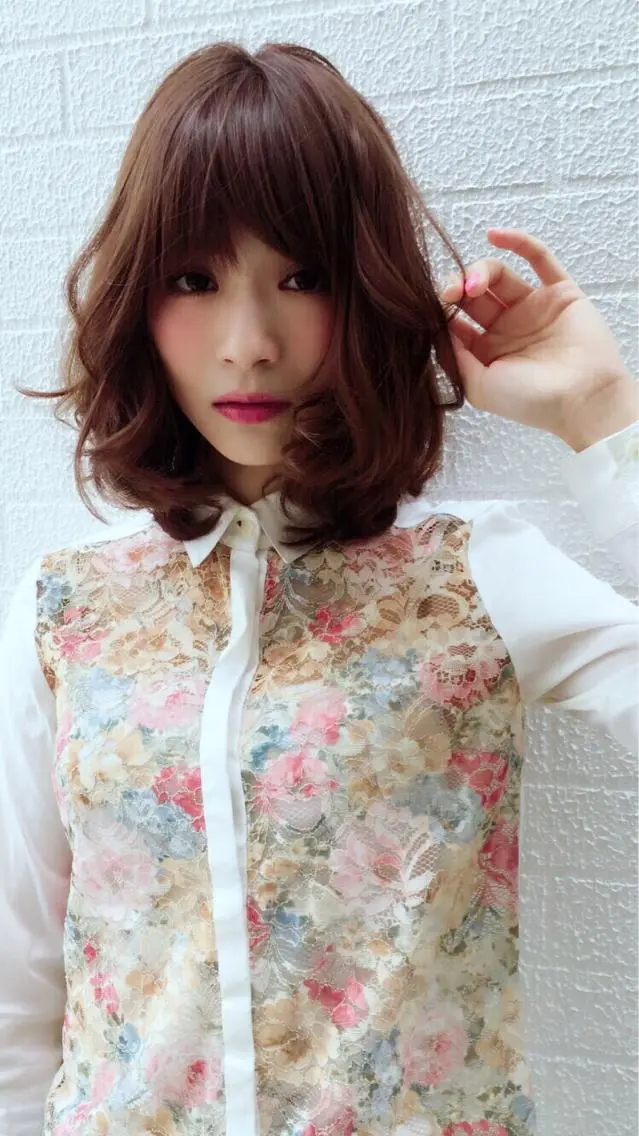 ミディアム パーマ ヘアアレンジ CALMHAIR 五十實淳のヘアスタイル