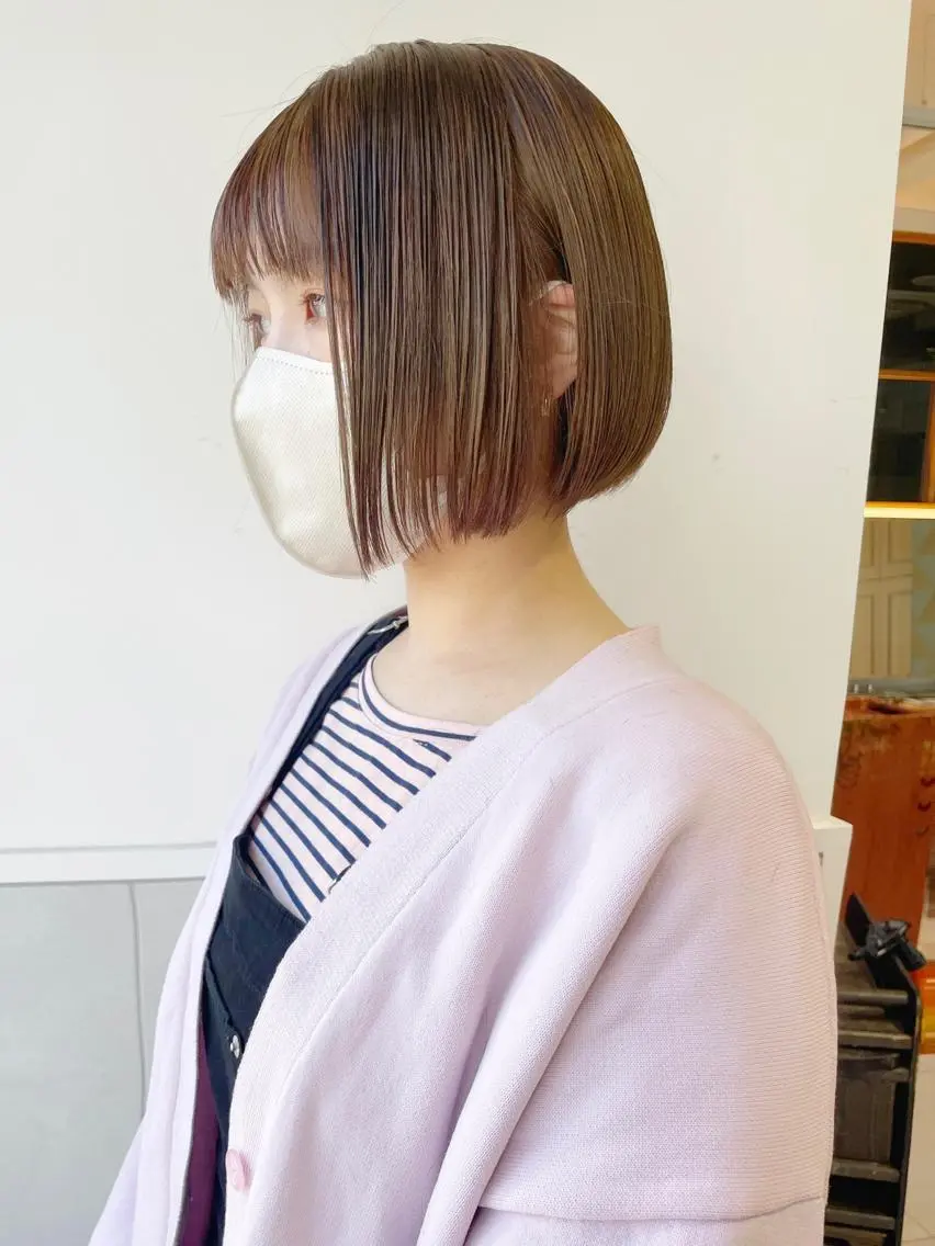 ショート カラー ベージュカラー ボブ カット ヘアカラー 齋藤 咲のヘアスタイル