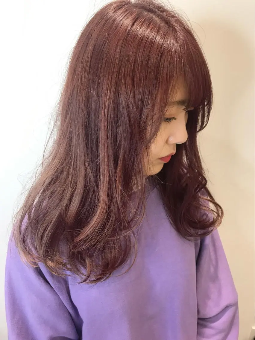 セミロング カラー ハイライトカラー ピンクカラー ハイライト ヘアカラー トリートメント インナーエクステ渋谷 🦋KAJIのヘアスタイル