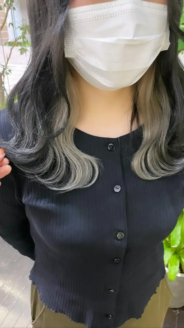 ミディアム ヘアカラー 有人/バレイヤージュ /シャドールーツのヘアスタイル