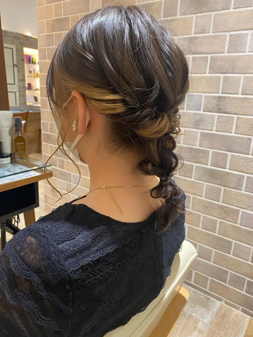 ミディアム ヘアアレンジ ヘアセット 宮内 真乃のヘアスタイル