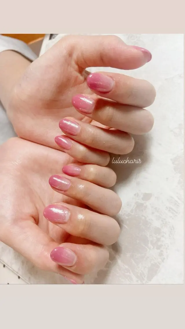 ネイル グラデーション シンプルネイル lulucharis nailのネイルデザイン