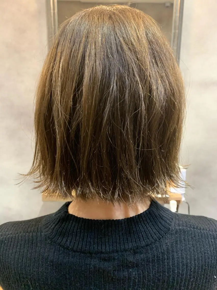 ショート 切りっぱなしボブ ボブ CHIC 岩下真衣のヘアスタイル