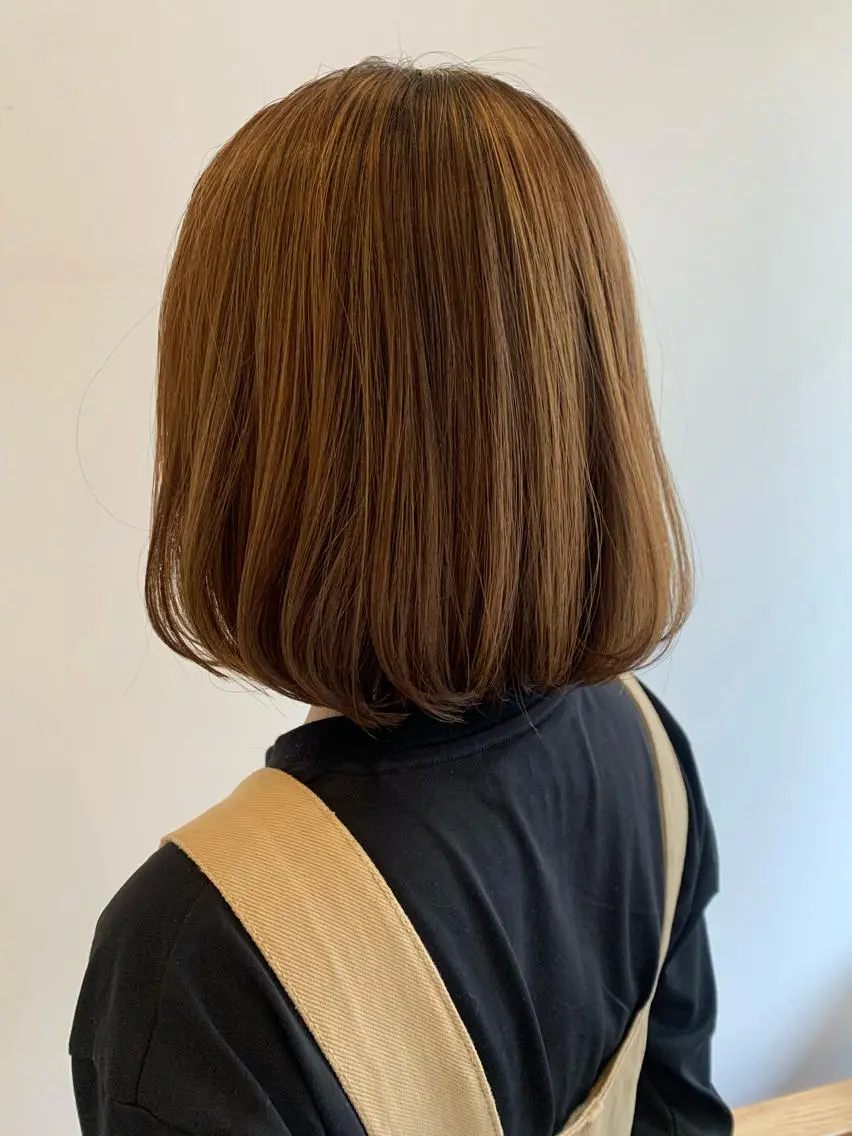 ミディアム カラー CARICIA 渡邉 祐南のヘアスタイル