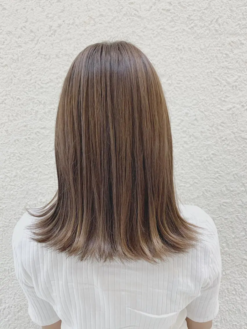 ミディアム カラー アッシュ NYNY四條畷店 森 亮人のヘアスタイル
