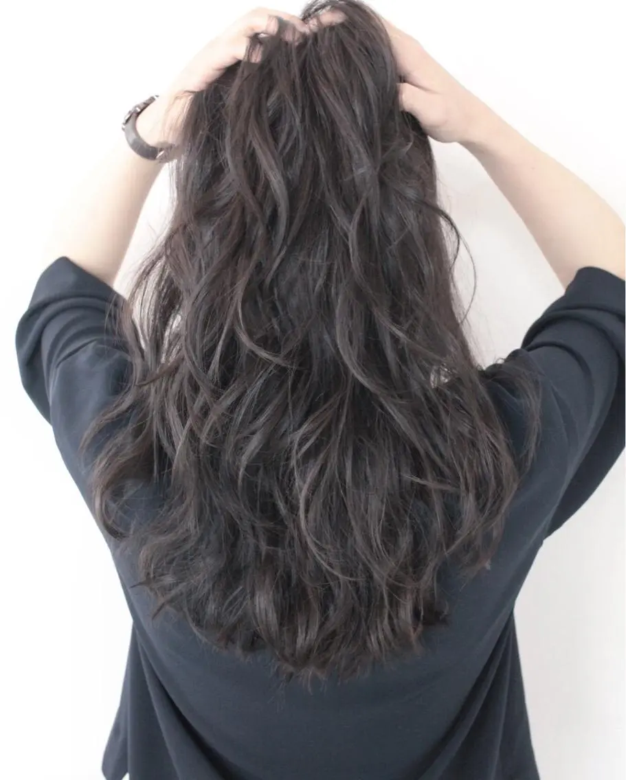 ロング カラー ヘアアレンジ ハイライトカラー 3Dハイライト ハイライト Mariana/ 鶴原-ハイライトのヘアスタイル