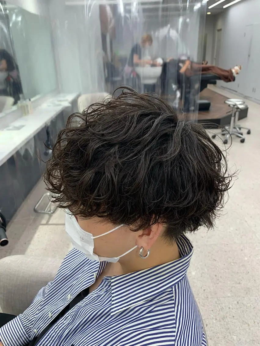 メンズ メンズパーマ 波巻きパーマ カット パーマ メンズ特化美容師/ 新井　洸太のヘアスタイル