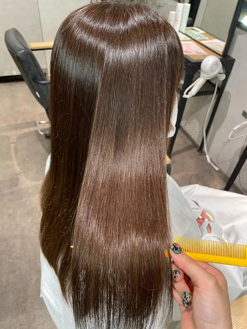 ロング カラー 髪質改善 トリートメント ヘアカラー トリートメント ナチュラル透明感🌱 小山美樹子のヘアスタイル