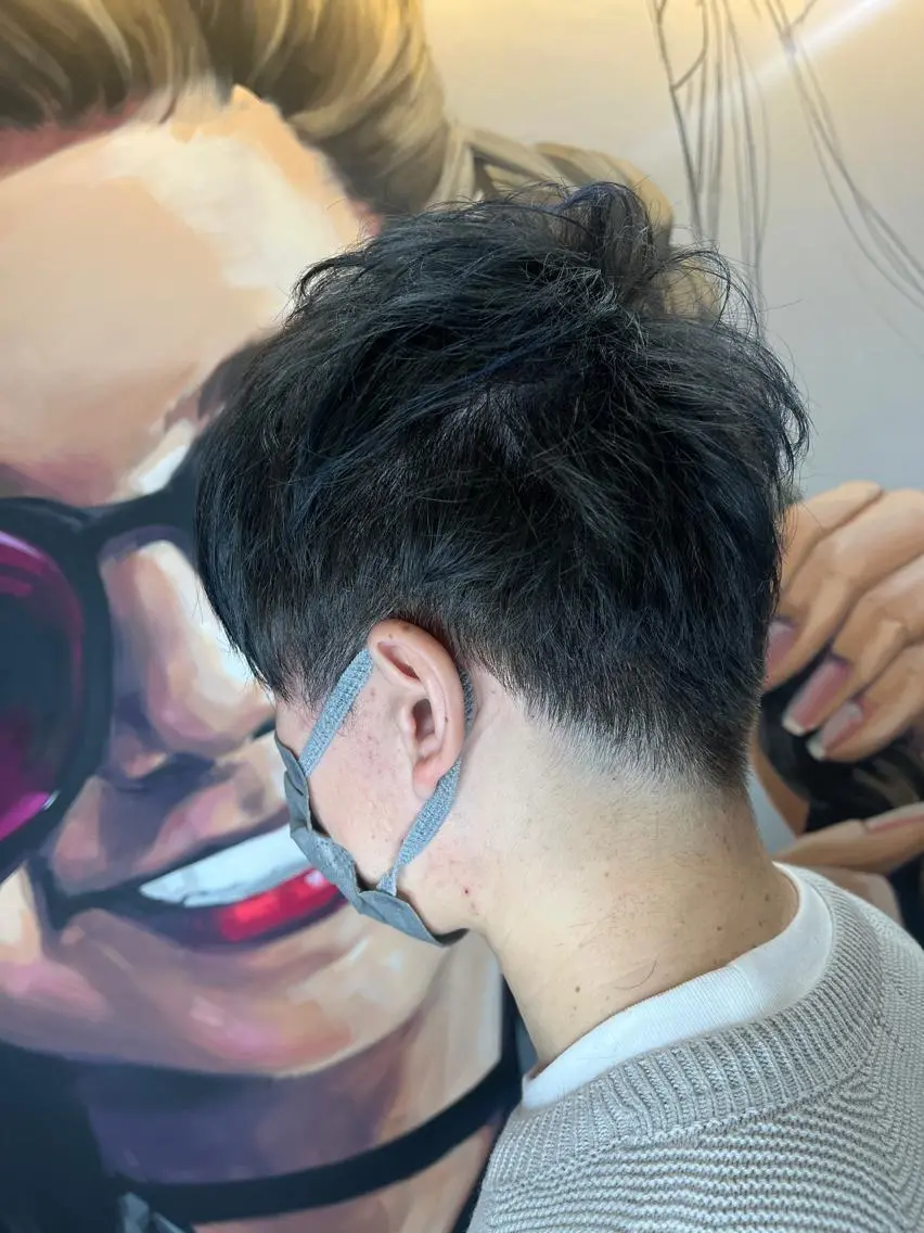ミディアム カラー パーマ ヘアアレンジ メンズ キッズ ネイル マツエク・マツパ アイブロウ メンズブリーチ メンズハイライト メンズインナーカラー メンズ韓国風 ブリーチ 久木原 ゆりのヘアスタイル
