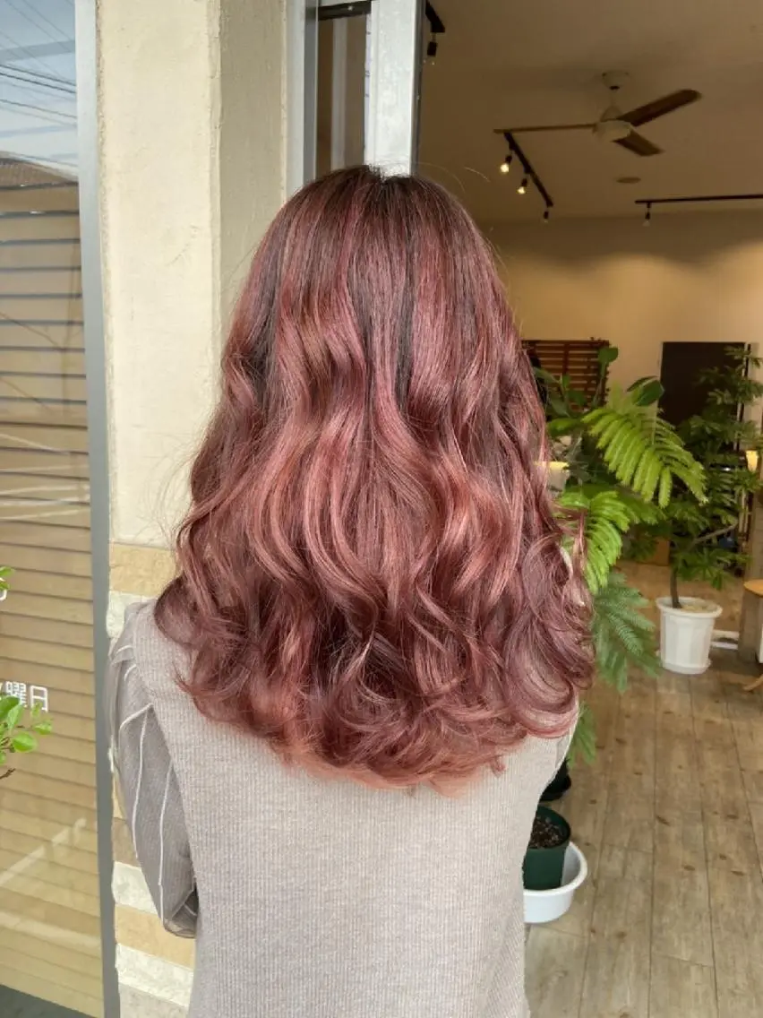 カラー ピンクカラー Art Pure 松井のヘアスタイル