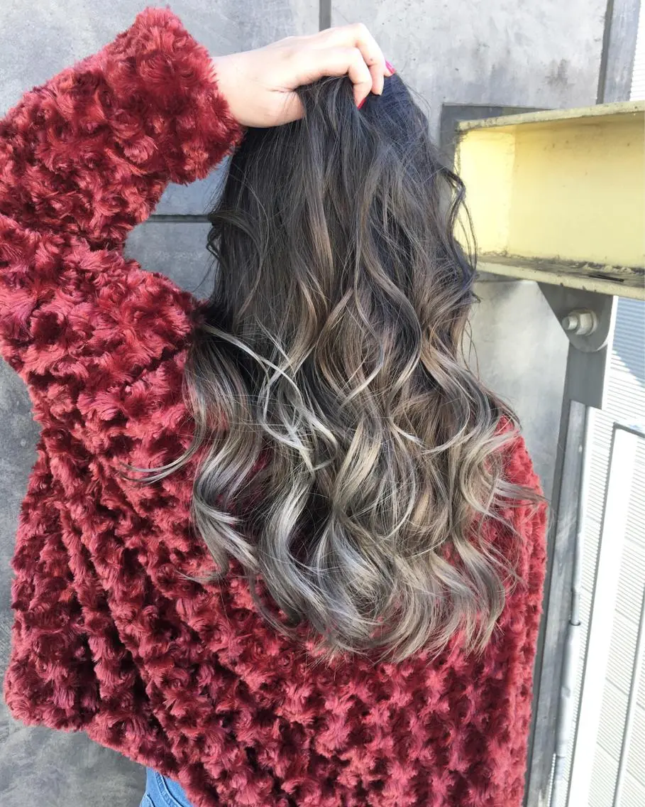 ロング カラー グラデーションカラー レイヤーカット BLend 渋谷のヘアスタイル