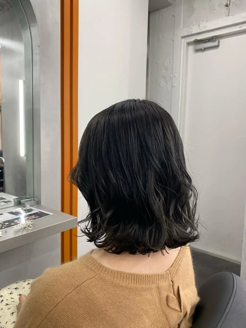 ミディアム カラー カット ヘアカラー トリートメント 長畑 光紀のヘアスタイル