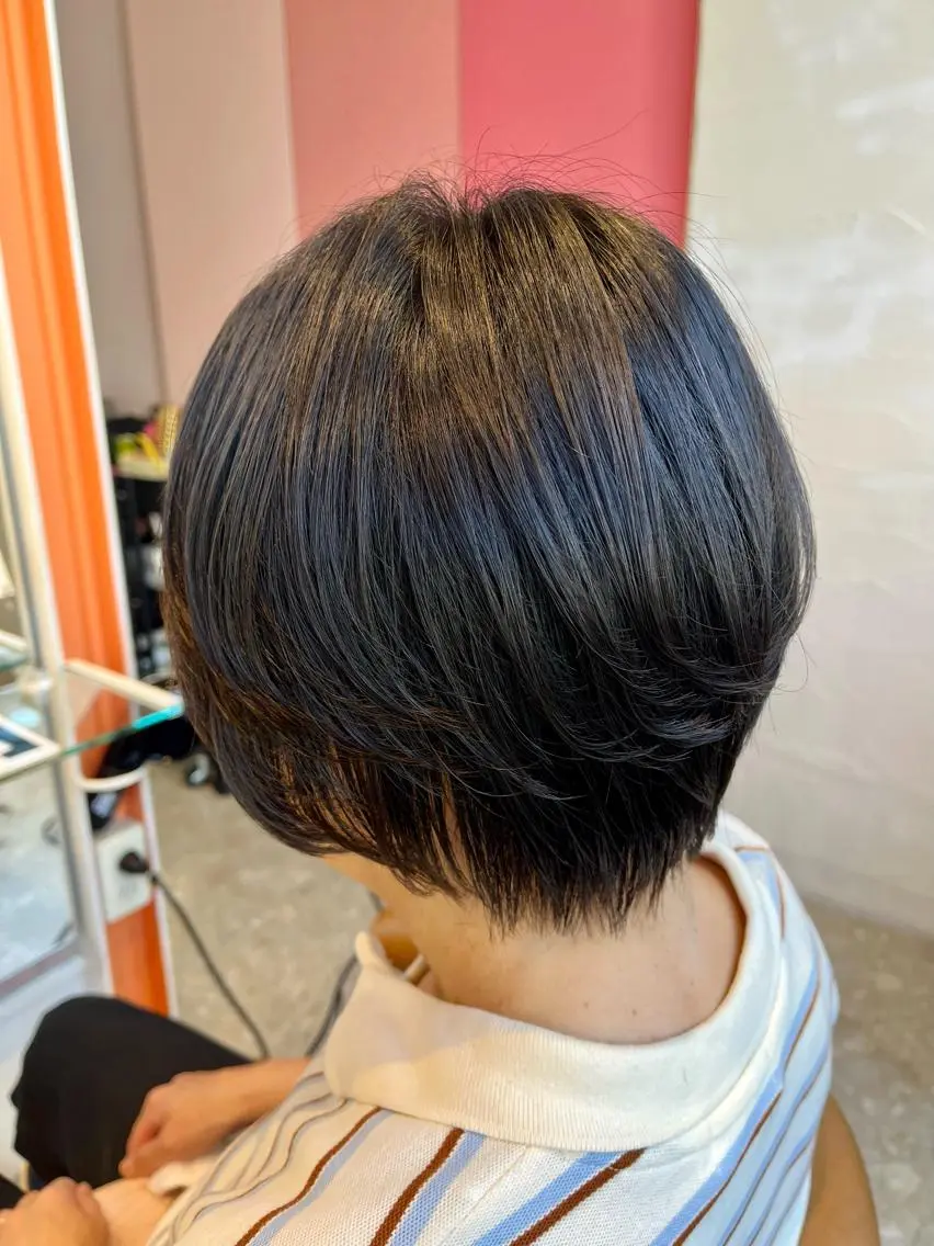 ショート カット うしだ かおるのヘアスタイル