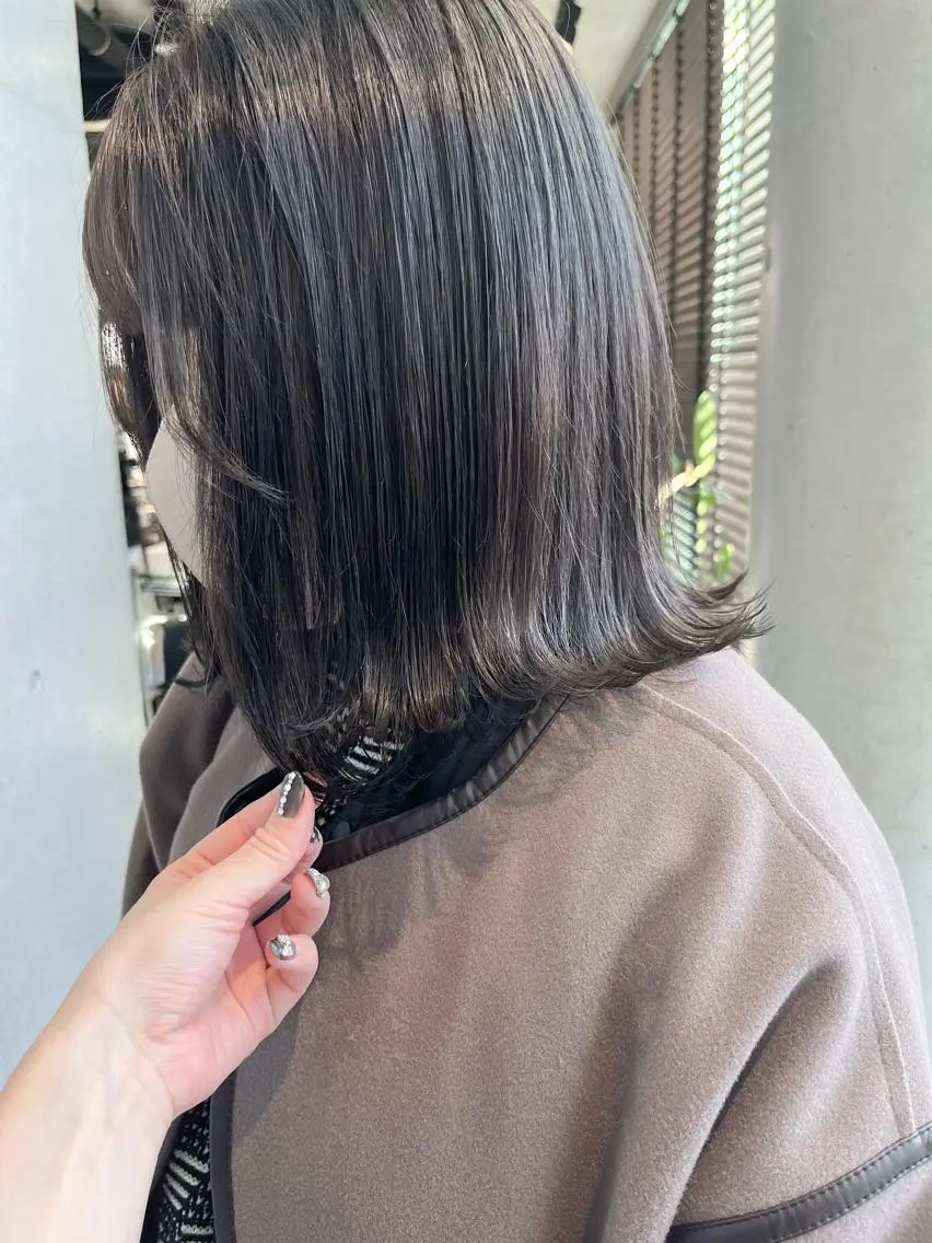ミディアム カラー パーマ カット ヘアカラー トリートメント 透明感/オリーブ/ グレージュ/YUKAのヘアスタイル