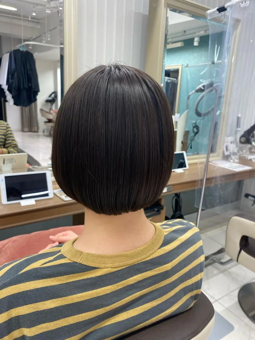 ショート ボブ 長妻莉央/縮毛矯正 髪質改善カラーのヘアスタイル