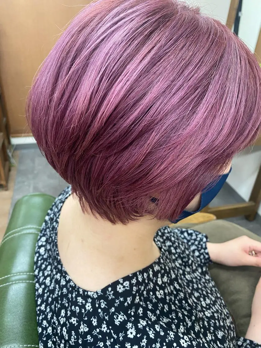 ショート ピンクラベンダー カット ヘアカラー トリートメント 永沼 真依のヘアスタイル