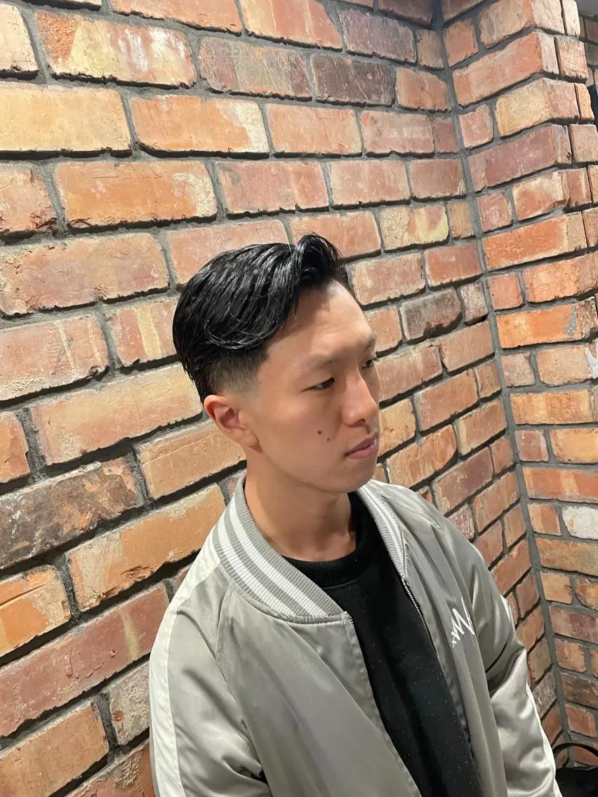 ショート メンズ フェードカット 瀬波 秀行のヘアスタイル