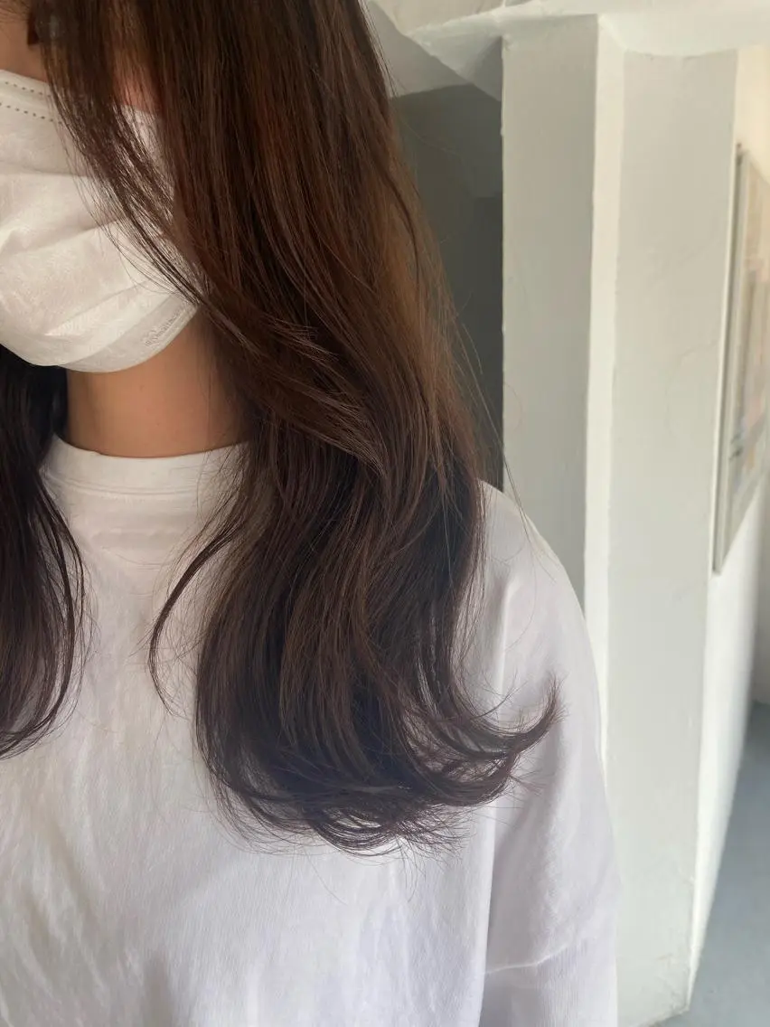 ロング カラー ヘアアレンジ アッシュ アッシュブラウン ブラウンカラー レイヤーカット 眠れるヘッドスパ✨ chacoのヘアスタイル