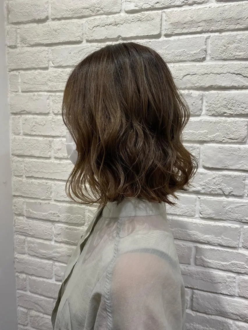 ミディアム カラー パーマ ヘアアレンジ キッズ ネイル マツエク・マツパ アイブロウ merc.🌿✨ いとうりかのヘアスタイル