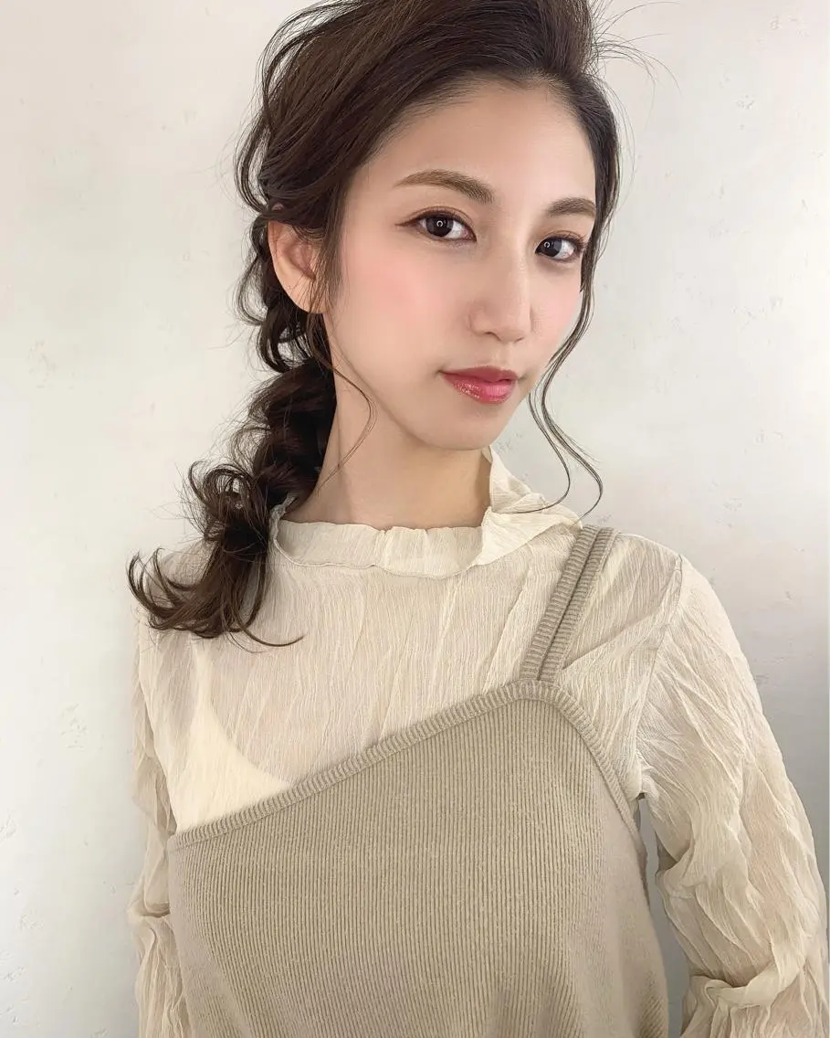 ミディアム ヘアアレンジ Luxbe hakataのヘアスタイル